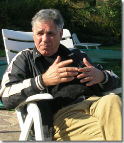 Il volto di Andrea Degortes